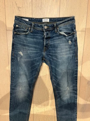 Jack & Jones jeans  - Skick: 9/10 | modell: slim fit / Glenn  