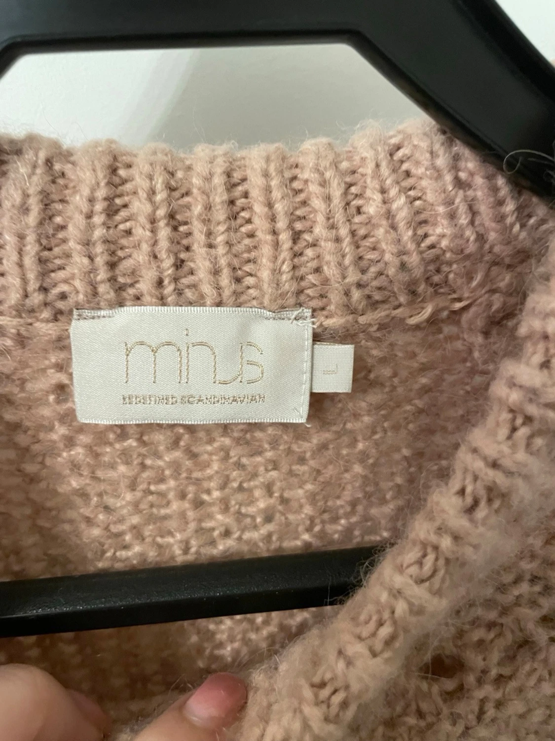 Beige stickad tröja med zigzag-mönster - 2