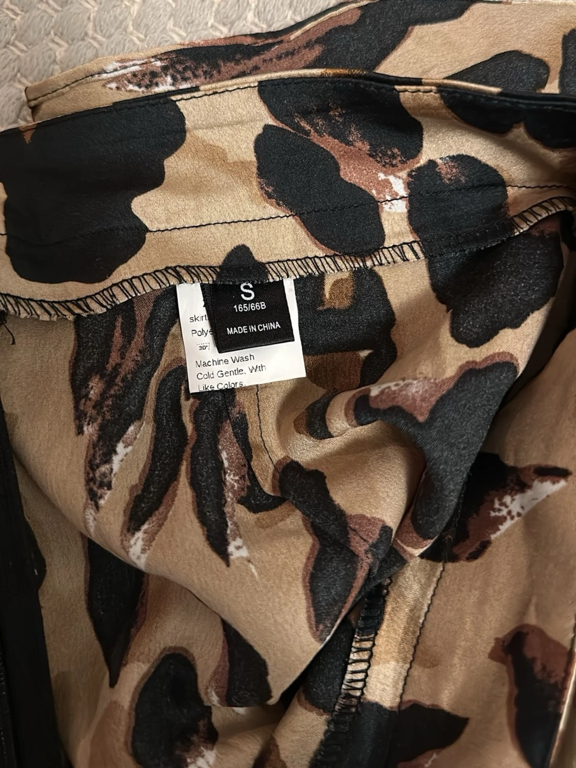 Leopardmönstrad omlottkjol med volang - 3