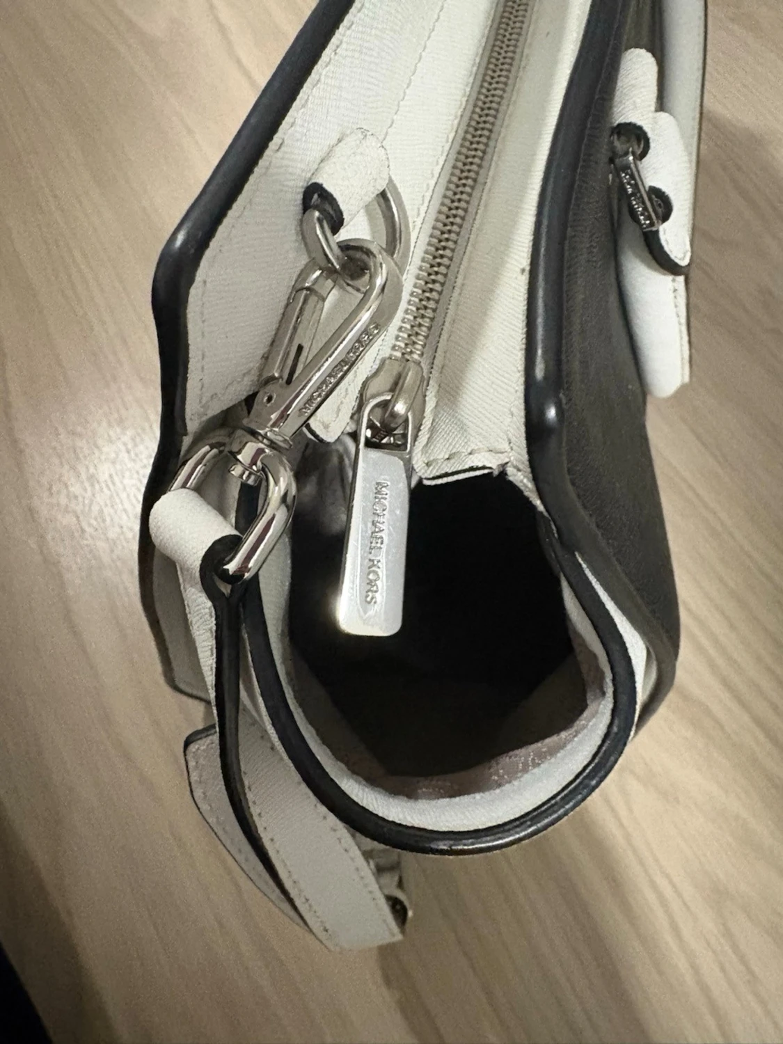 Svart och vit handväska Michael Kors - 1