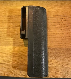 Roterbart hölster till ASP 26” expanderbar batong - ASP´s roterbara hölster för samtliga ASP 26 tum batonger. Tillverkat i kraftig härdad plast. Kan låsas i 12 olika lägen.      Baton Fit: 26"     Material: Polymer     Color: Black     Belt Fits: 1.25" to 2.25"     Finish: Black  Sökord: expander, expanderbar, fodral, hållare, ordningsvakt, Ov, väktare, skyddsvakt, säkerhet, security