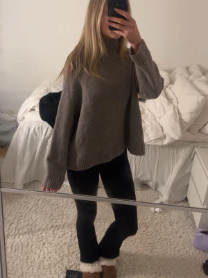 Stickad tröja - Superfin stickad tröja från Wera st M men passar mig som har xs-s🩷