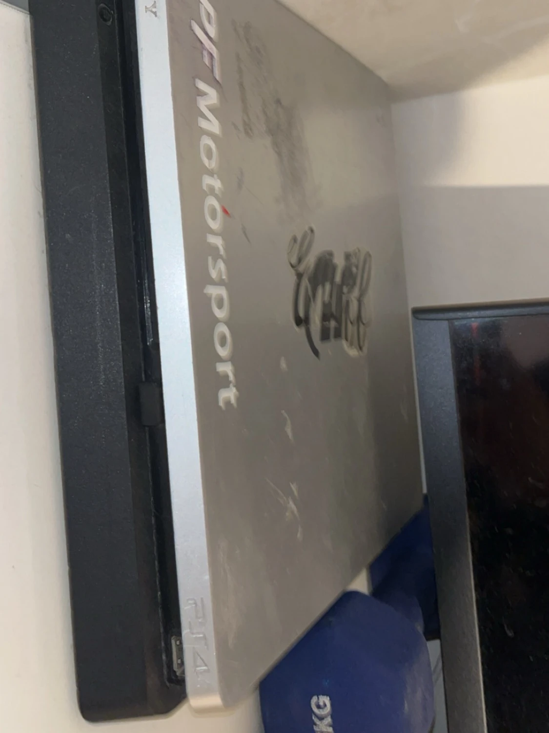 PlayStation 4 silver med dekaler - 1