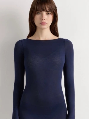 Intimissimi tröja mörkblå  - Säljer nu min tröja från intimissimi då den inte kommer till användning längre! Skriv gärna för bilder!