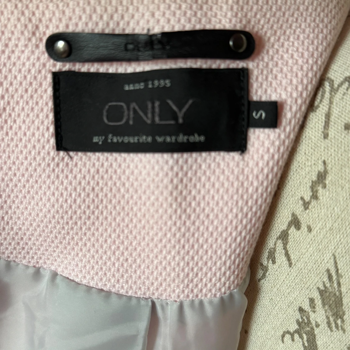 Ljusrosa kappa från ONLY, stl S - 3