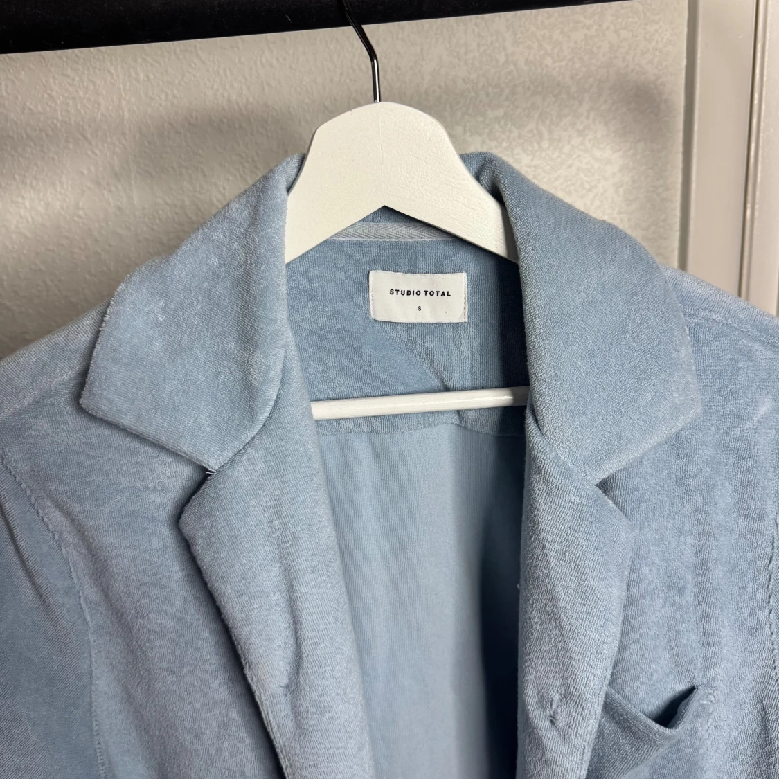 Ljusblå frottéskjorta Studio Total - 1