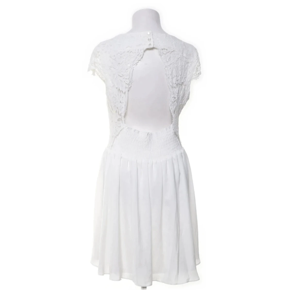 Vit spetsklänning från Chiara Forthi - 1
