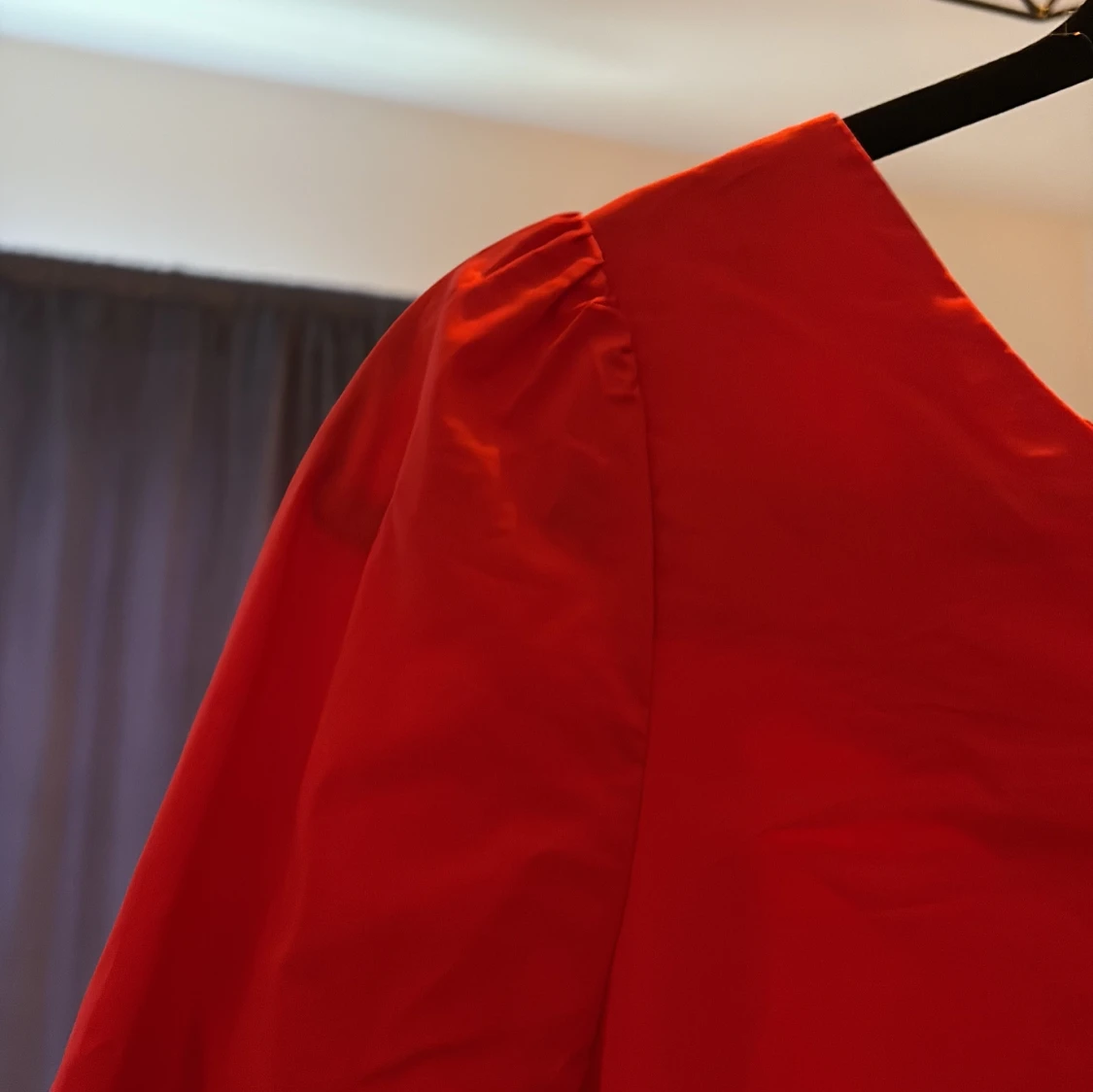 Röd långärmad klänning från Culture - 2