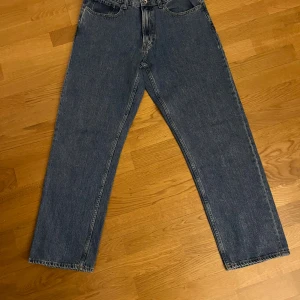 Blå raka jeans från Vailent M - Säljer ett par sköna blå jeans från Vailent i storlek M. 