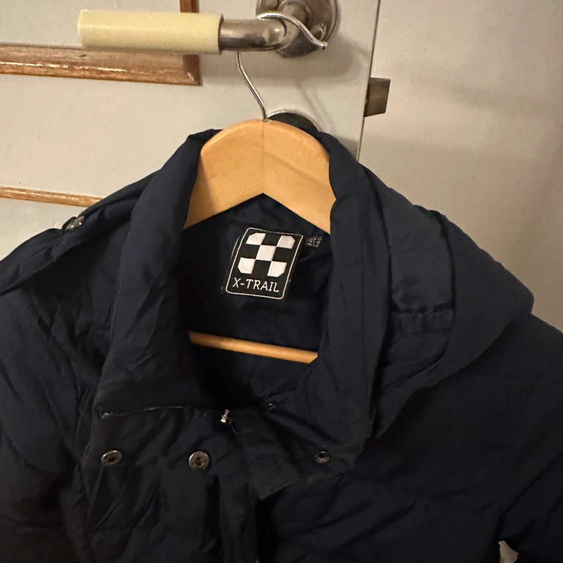 Mörkblå lång pufferjacka X-Trail - 3