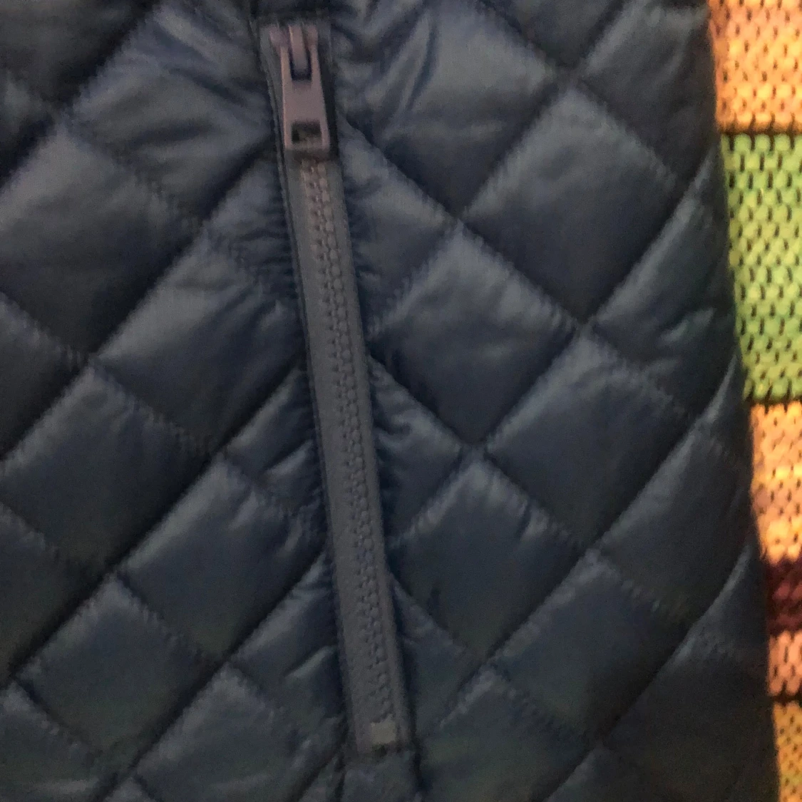 Blå quiltad dunväst från Laurason - 2