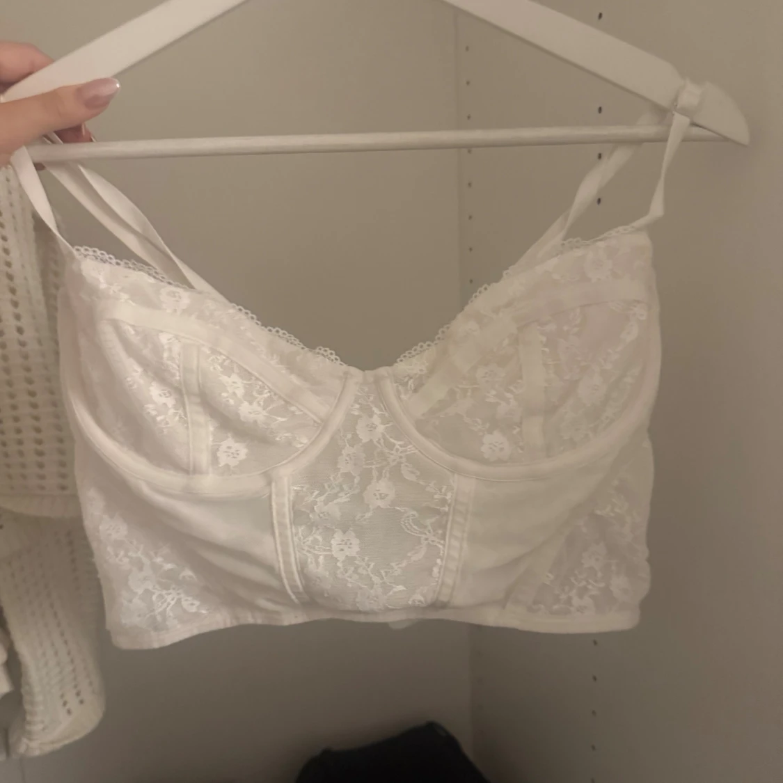 Vit spetskorsett från H&M Divided