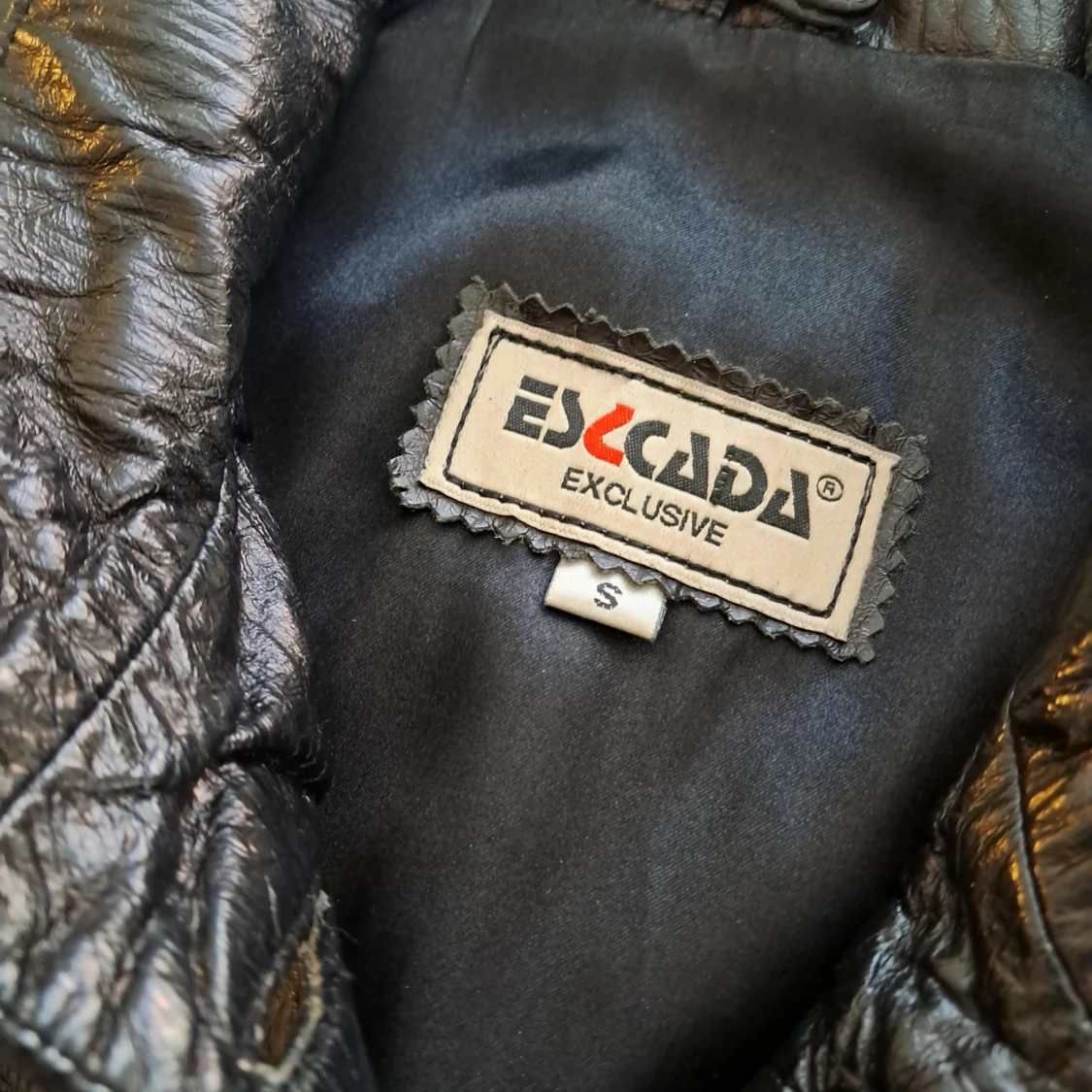 Svart skinnjacka från Esccada exklusiv  - 1