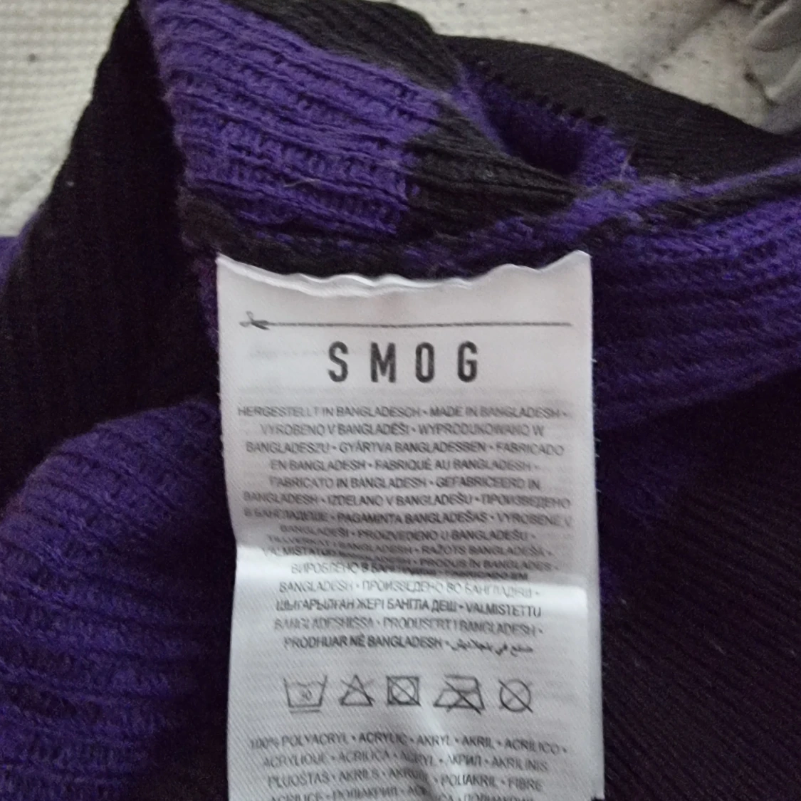 Lila och svart mönstrad tröja SMOG - 3