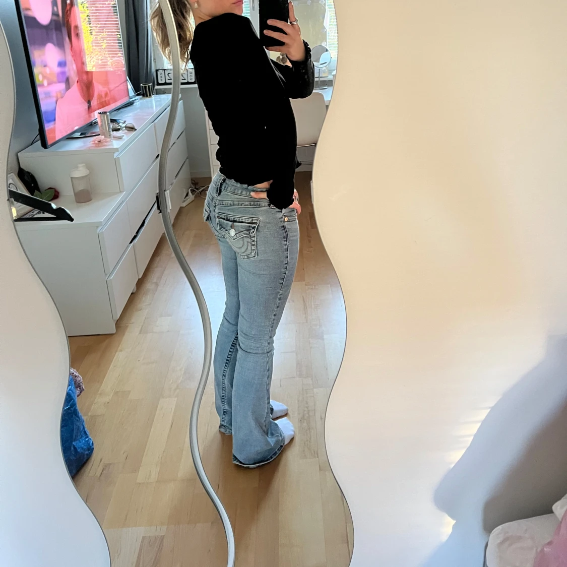 Ljusblå bootcut jeans från True Religion - 2