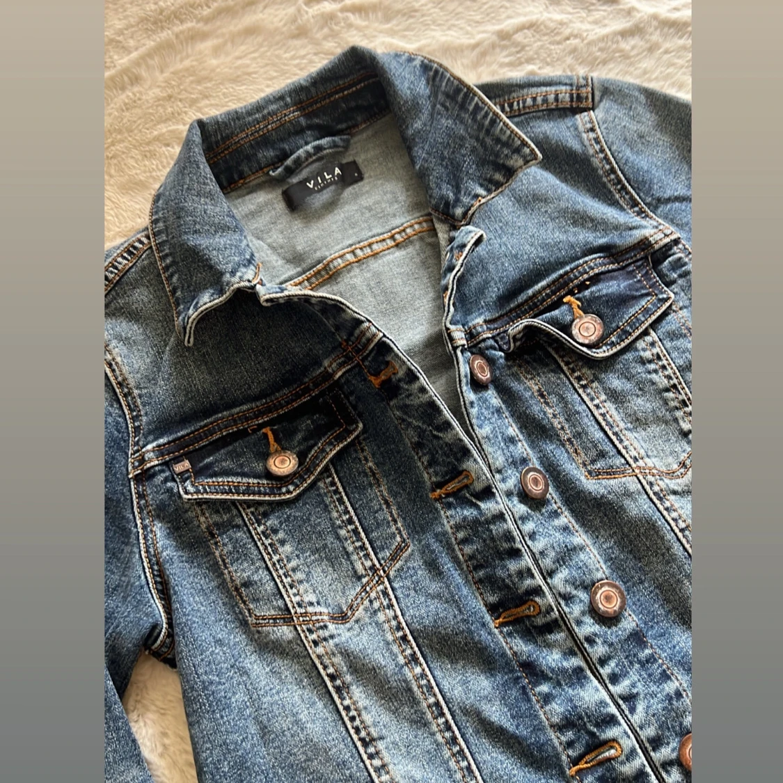 Blå jeansjacka från VILA - 1