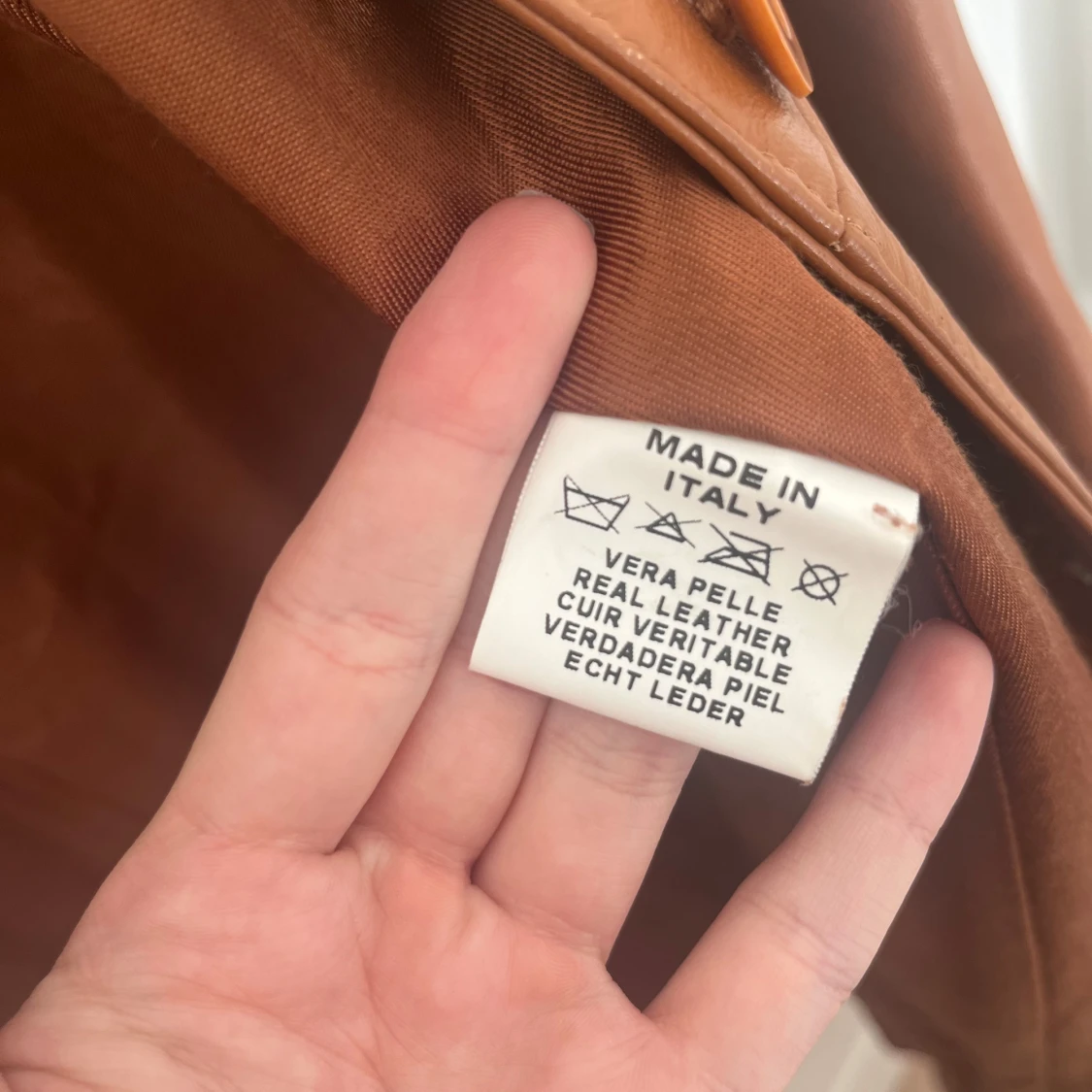 Brun lång skinnkappa från Vera Pelle - 2