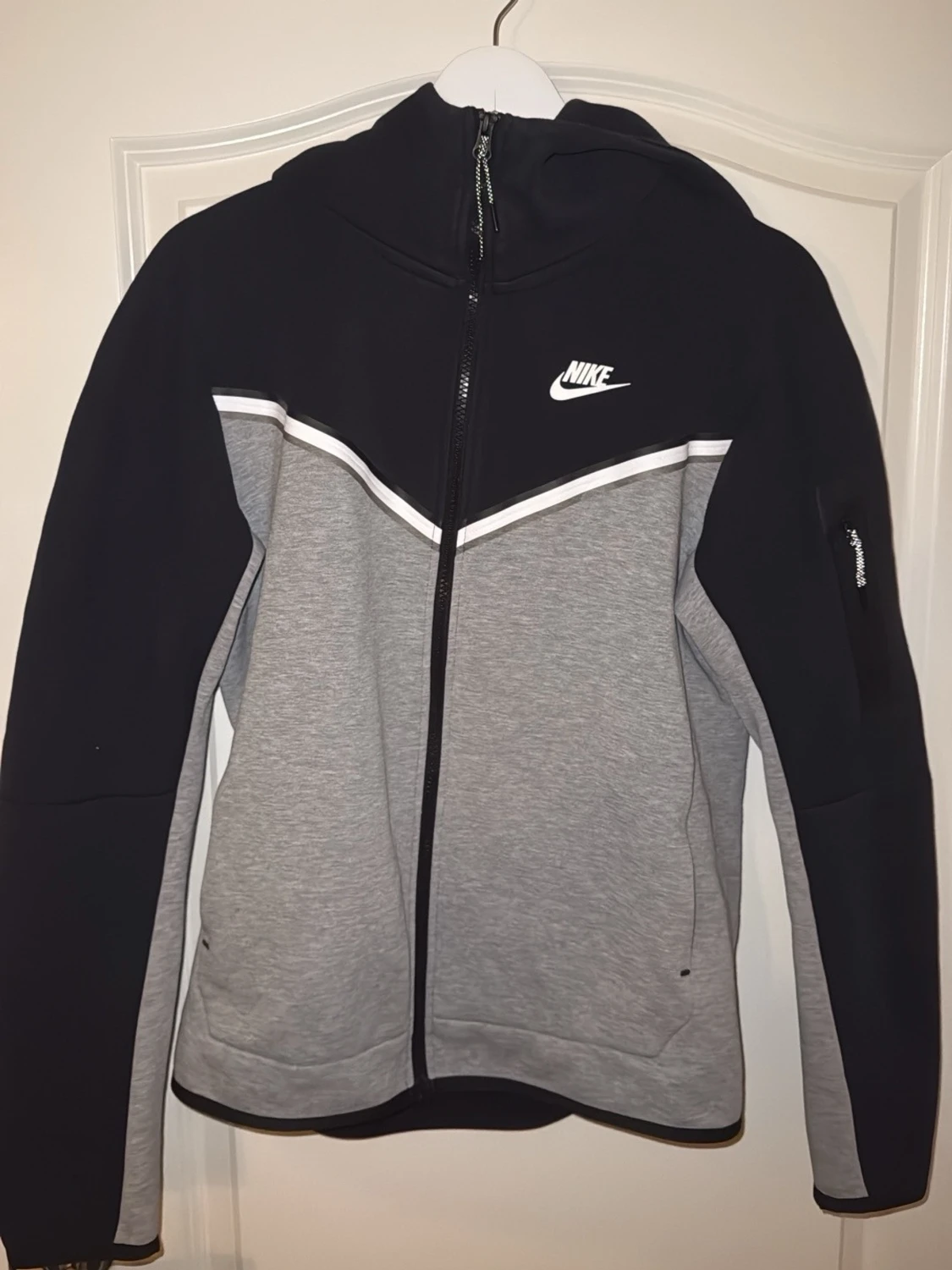 Nike tech äldre version 