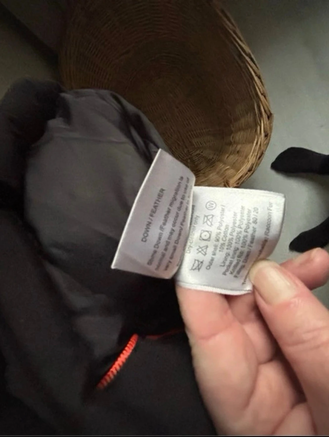 Svart lång dunjacka från Hollies - 3