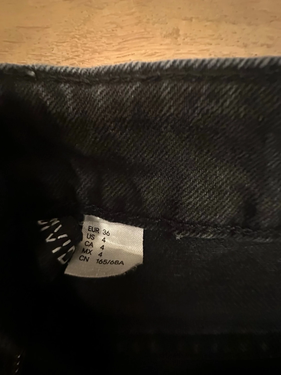 Svarta jeansshorts  - 2