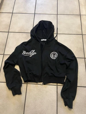 Luvtröja storlek S/M 100% bomull  - Luvtröja storlek S/M 100% bomull 