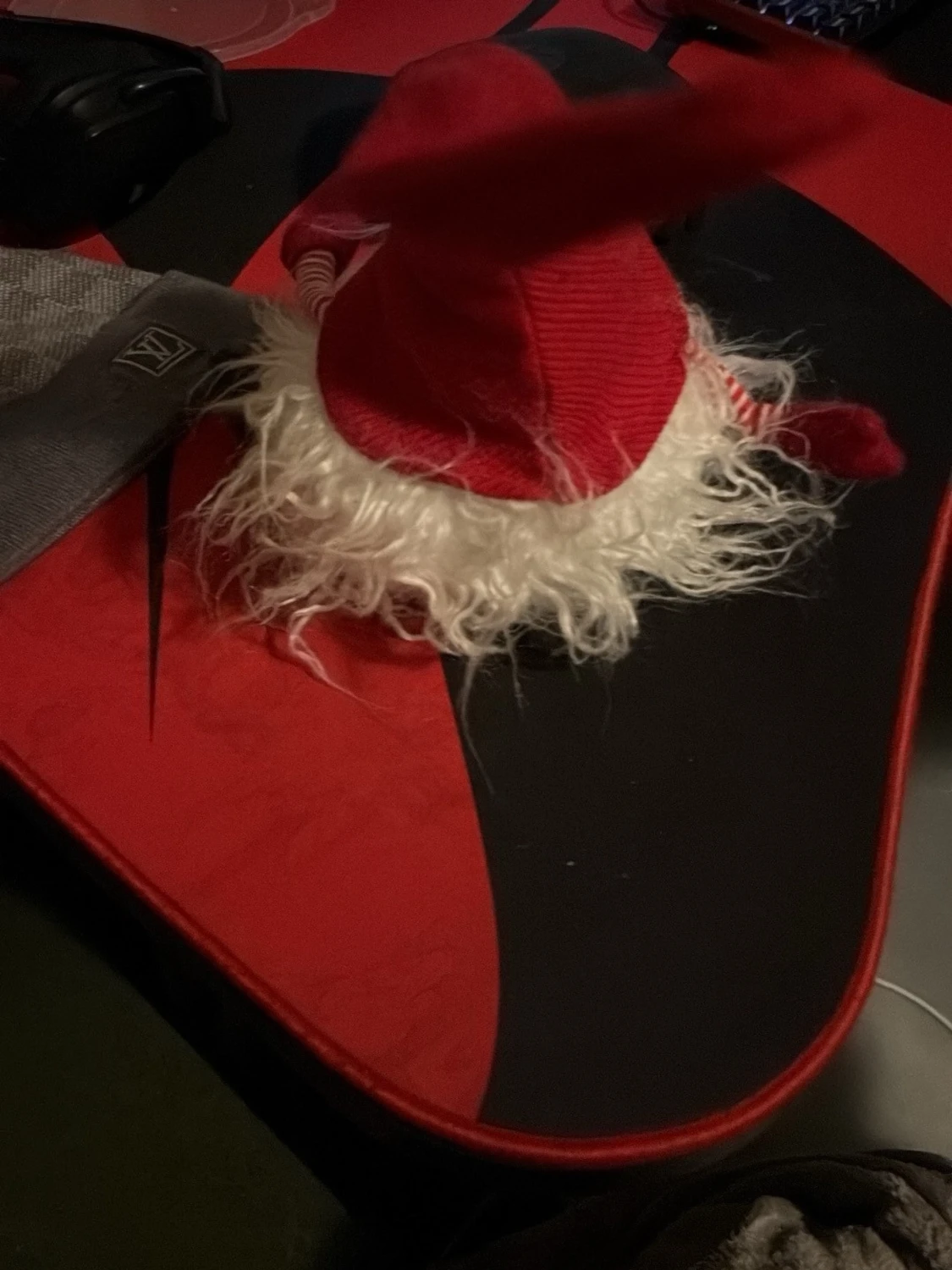 Julig tomteväst med röd-vit design - 2