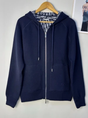 TopbrandsEU - Zip-hoodie i hög kvalitet. Storlek M.