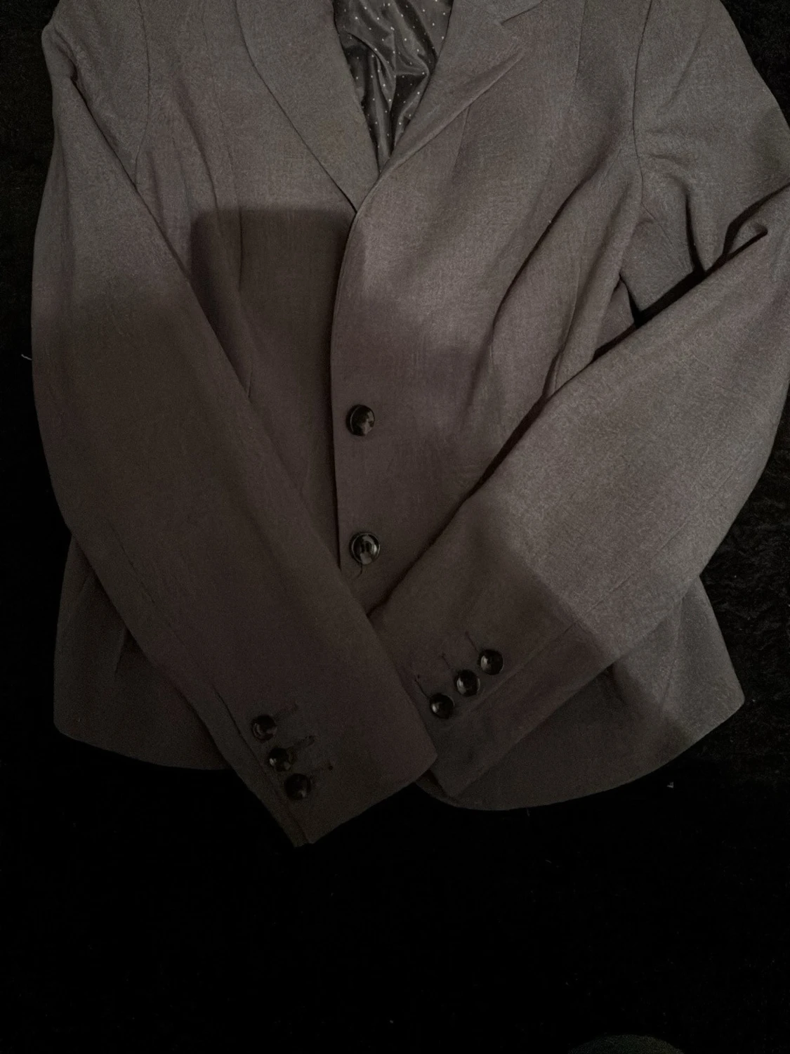 Grå kavaj från H&M med knappar - 1