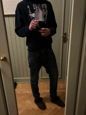 Nudie jeans - ✨-Nudie jeans med snygg tvätt.                                      💫-W 30 L30                                                                                ✨-Det är bara höra av dig vid frågor💌