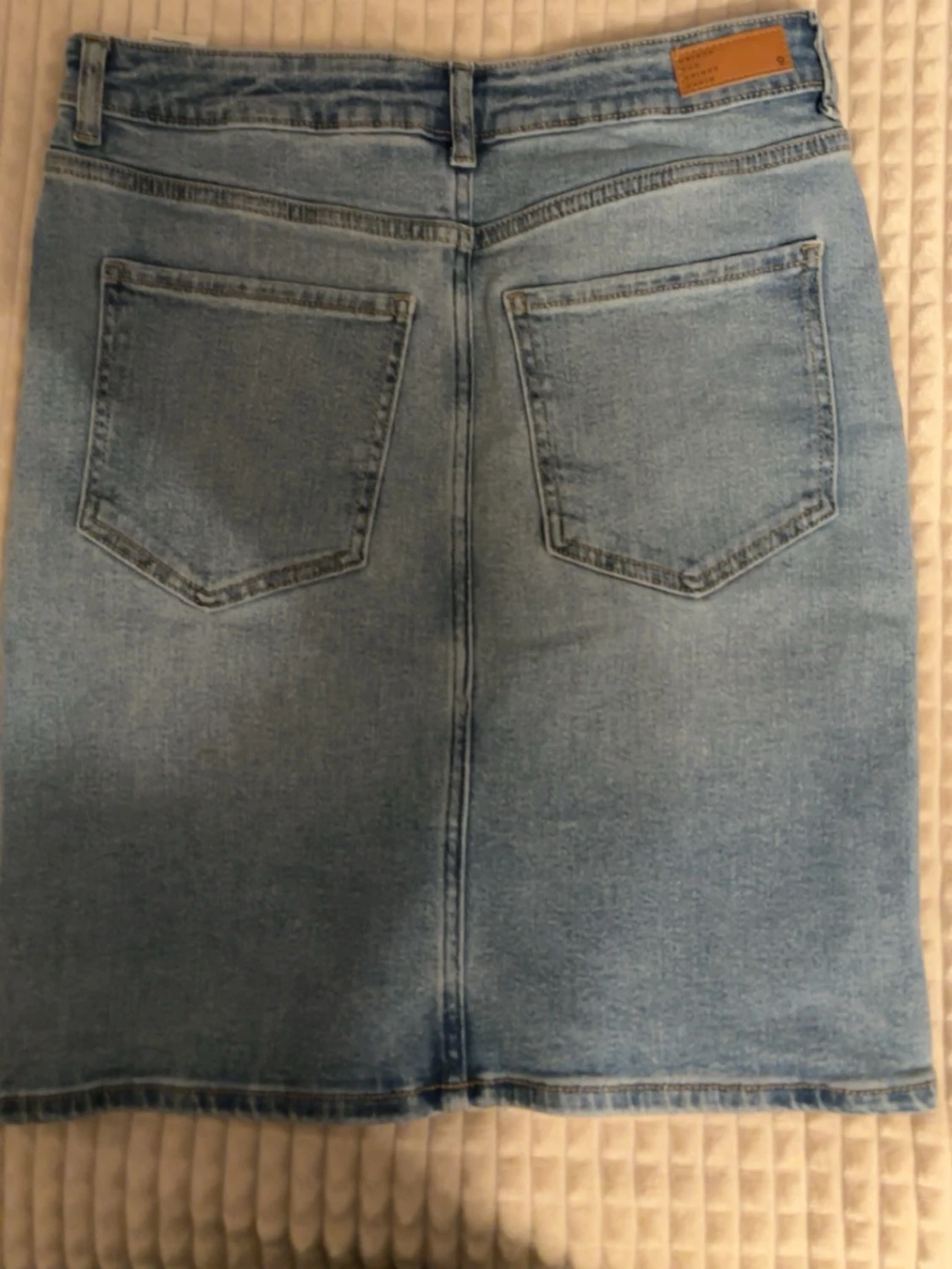 Ljusblå jeanskjol med fickor - 1