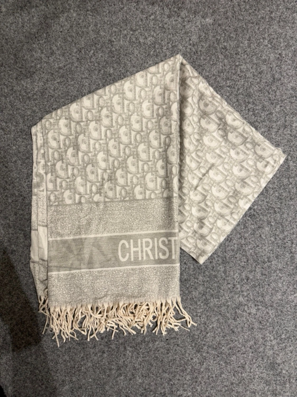 Christian Dior gray scarf