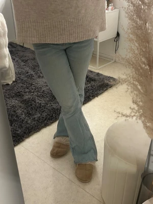 ZARA jeans  - Jeans från Zara, storlek 36 och använda några gånger ☺️