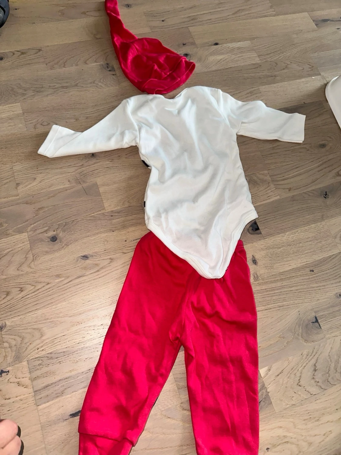 Vit och röd prickig väst med nyckelpiga Nyckelpiga Set - Body, Byxor och Mössa - 2