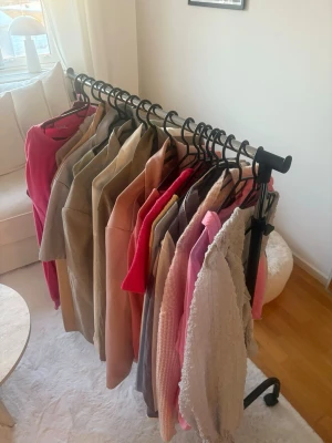 Klädpaket💕 - Blusar,jacka,koftor,kavaj 