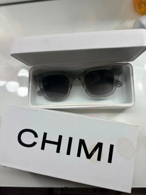 Chimis  - Jätte fina chimis som inte används på ett bra tag. Köptes för 1200. Storleken är 45. 