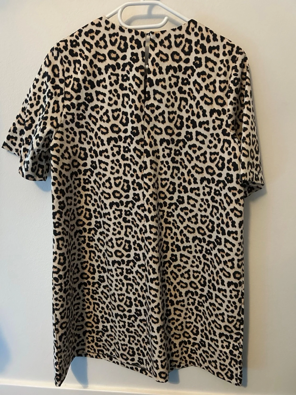 Leopardmönstrad kortklänning H&M - 1