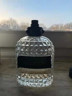 Valentino yellow dream - Valentino yellow dream. Ca 20/30ml kvar. Tyvärr ingen box. Priset kan diskuteras 