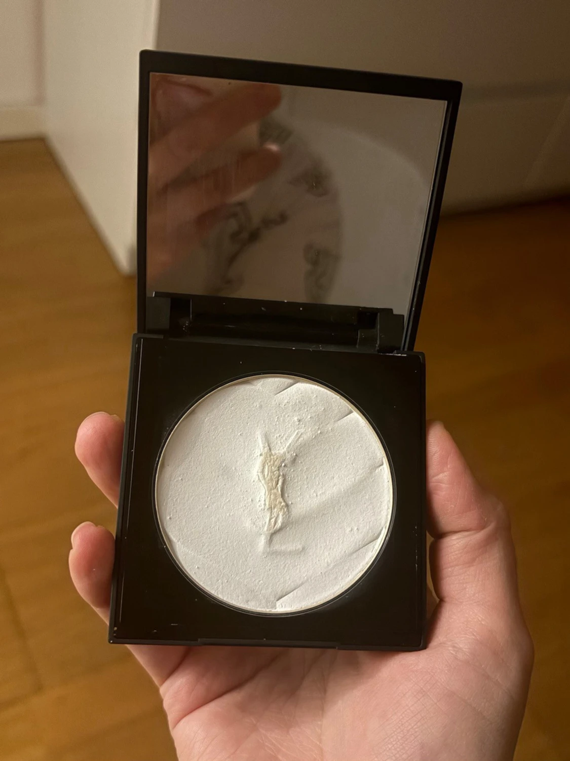 YSL All Hours Hyper Finish puder - 1