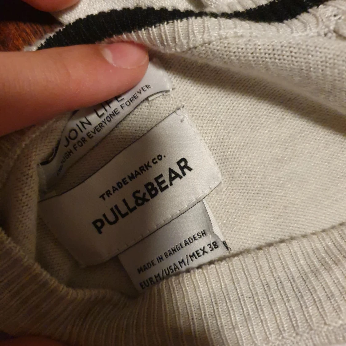 Beige stickad tröja från Pull&Bear - 2