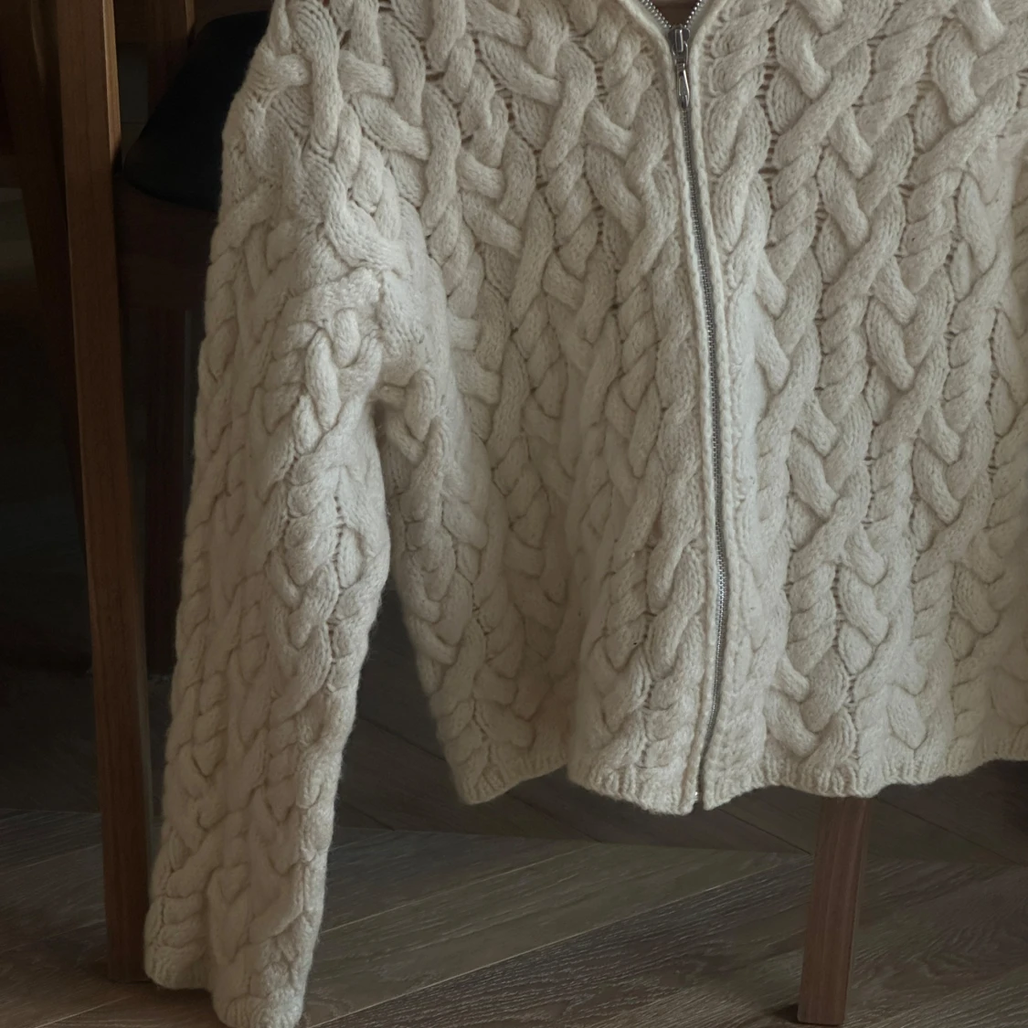 Vit stickad cardigan jacka med dragkedja - 2