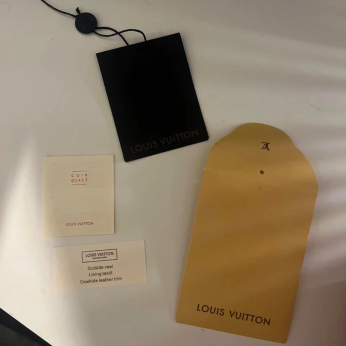 Svart Louis Vuitton sweatshirt med rosa LV - 4