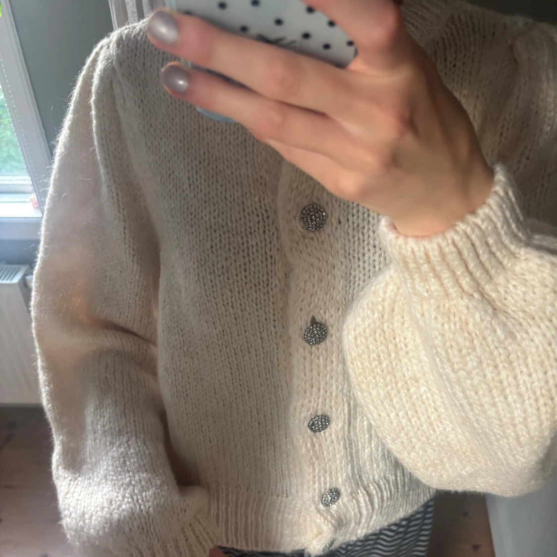 Beige stickad kofta  - 1