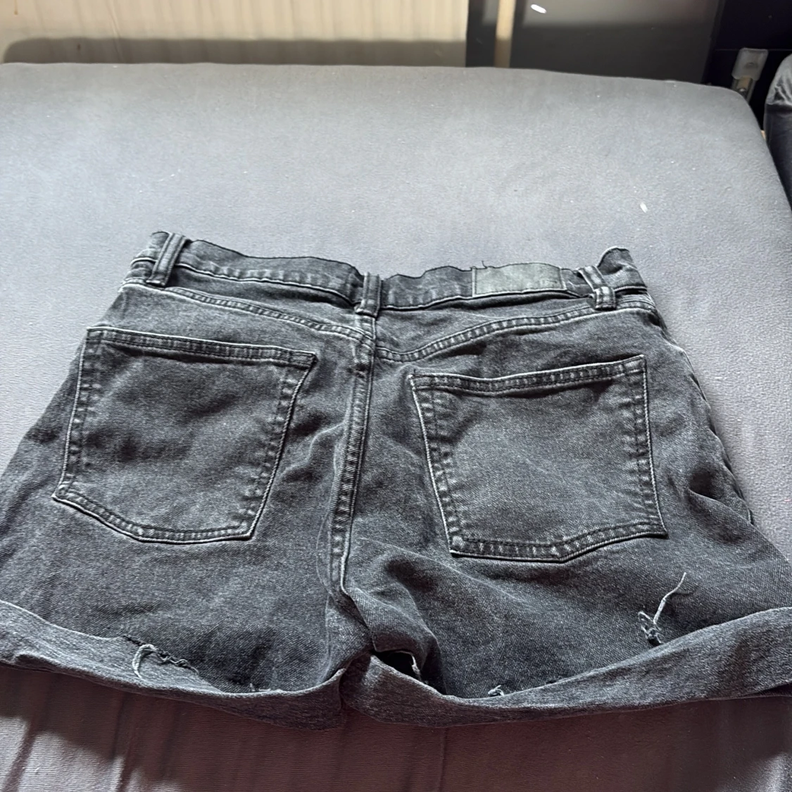 Svarta jeansshorts från - 1