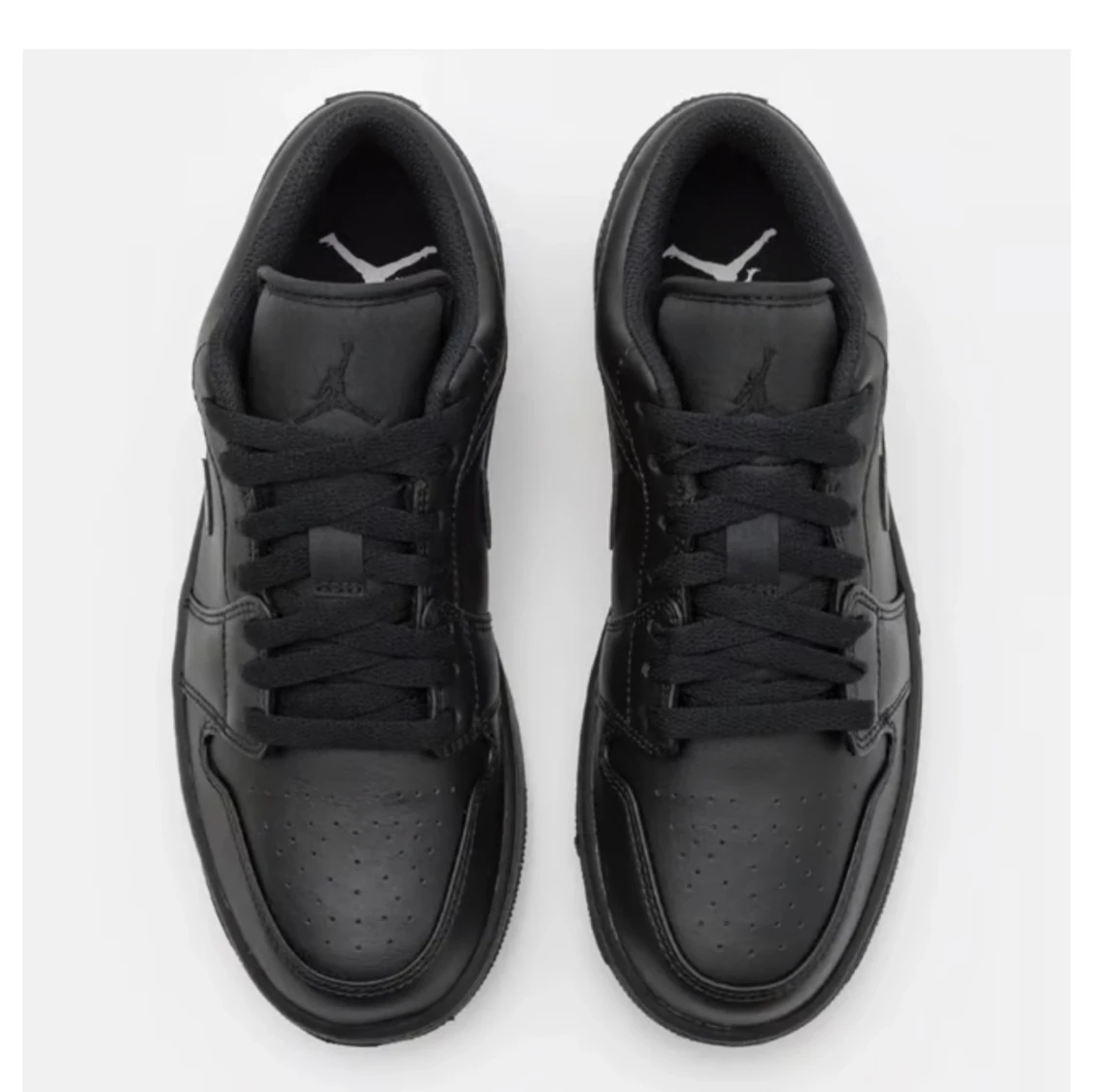 Nike Air Jordan 1 Low Triple Black - 1