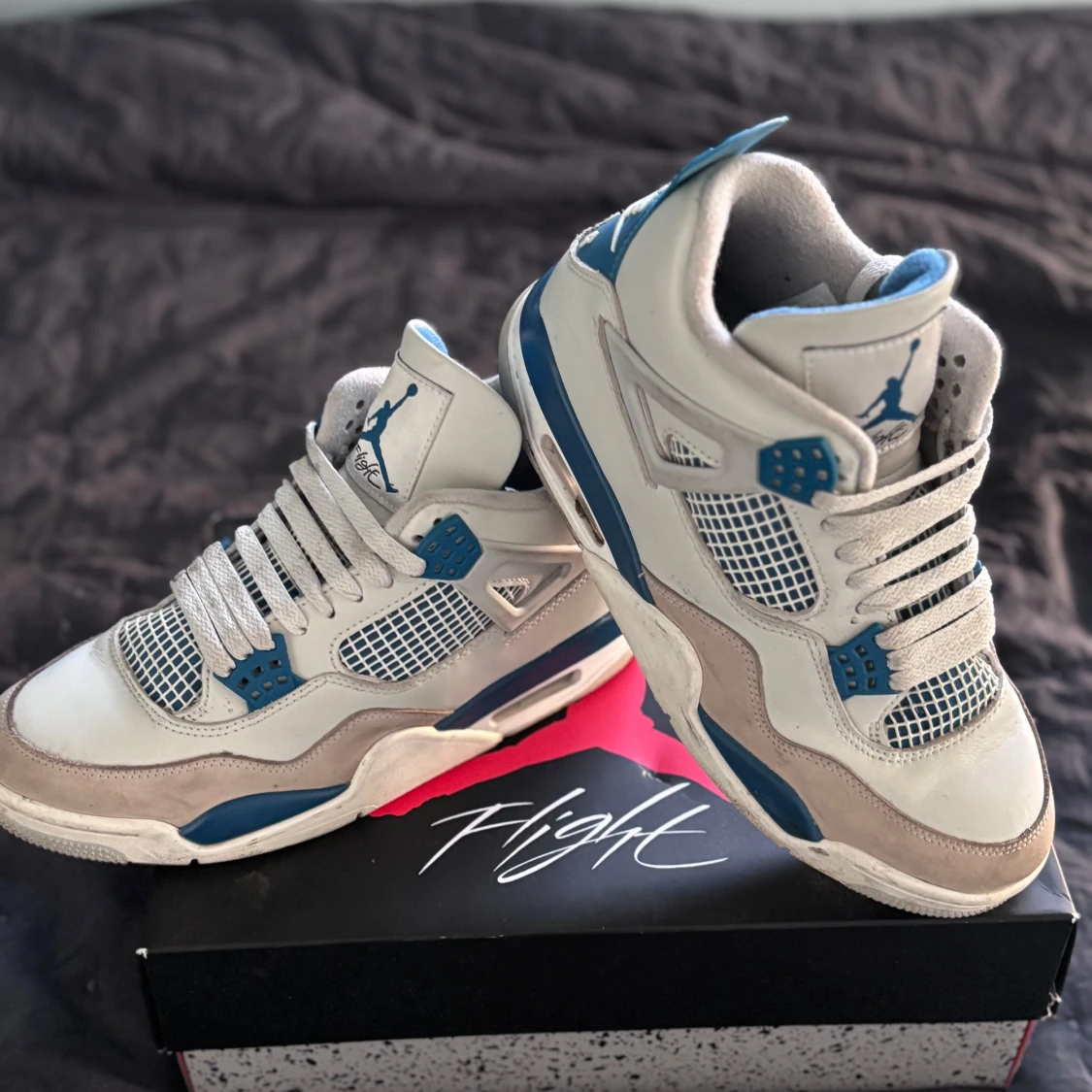 Nike Air Jordan 4 Retro vit/blå
