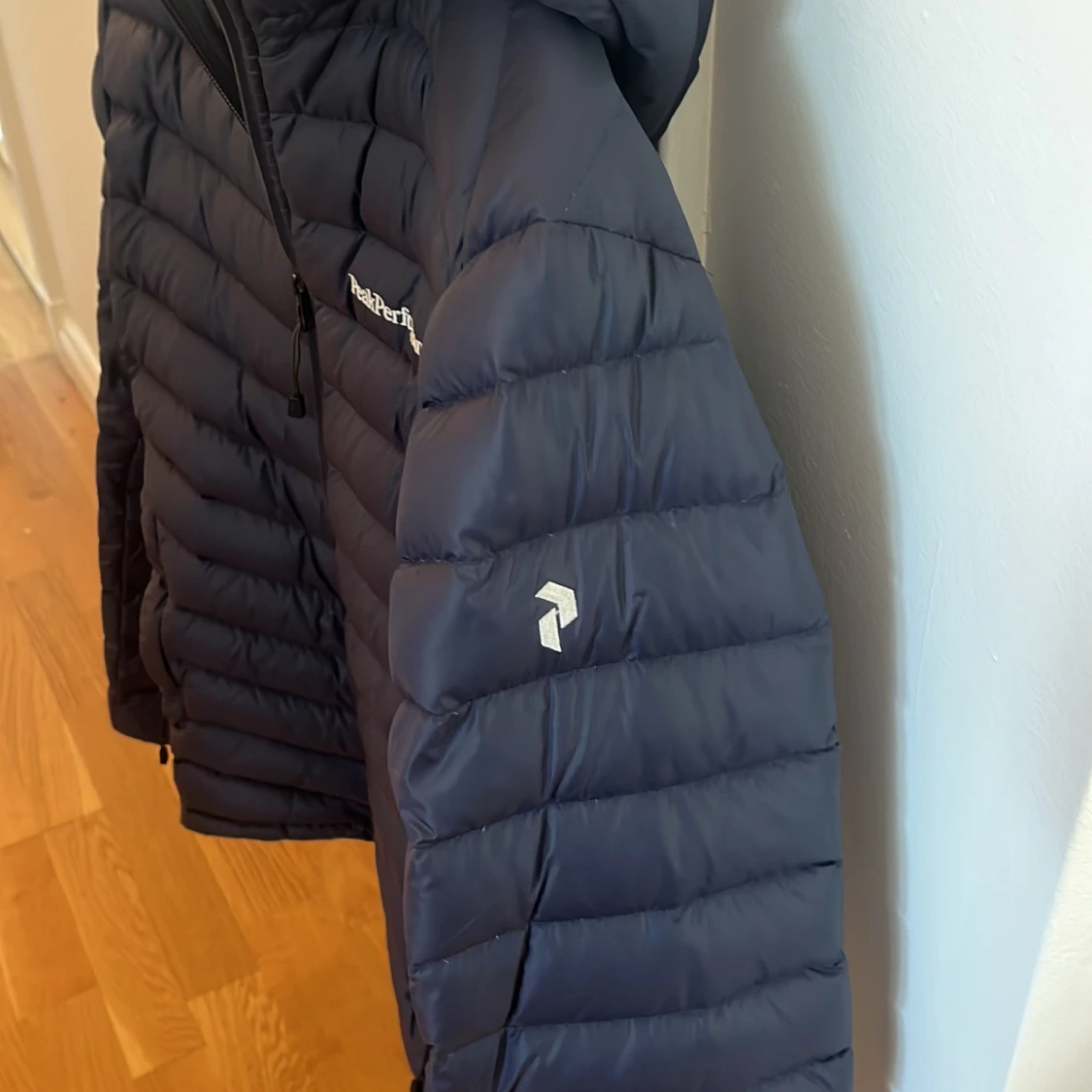 Mörkblå dunjacka Peak Performance S - 4