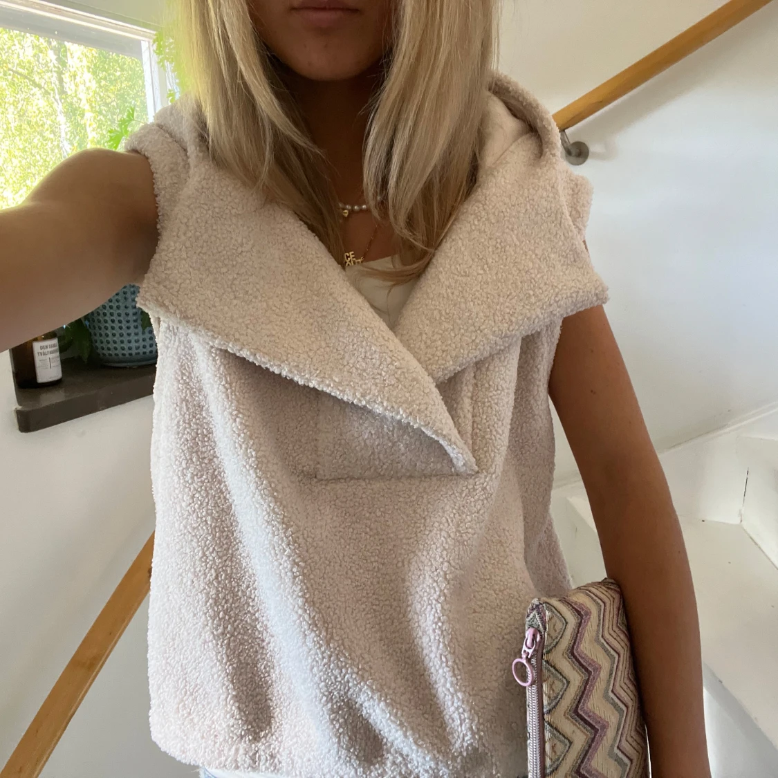 Beige fleeceväst med stor krage från s.oliwer