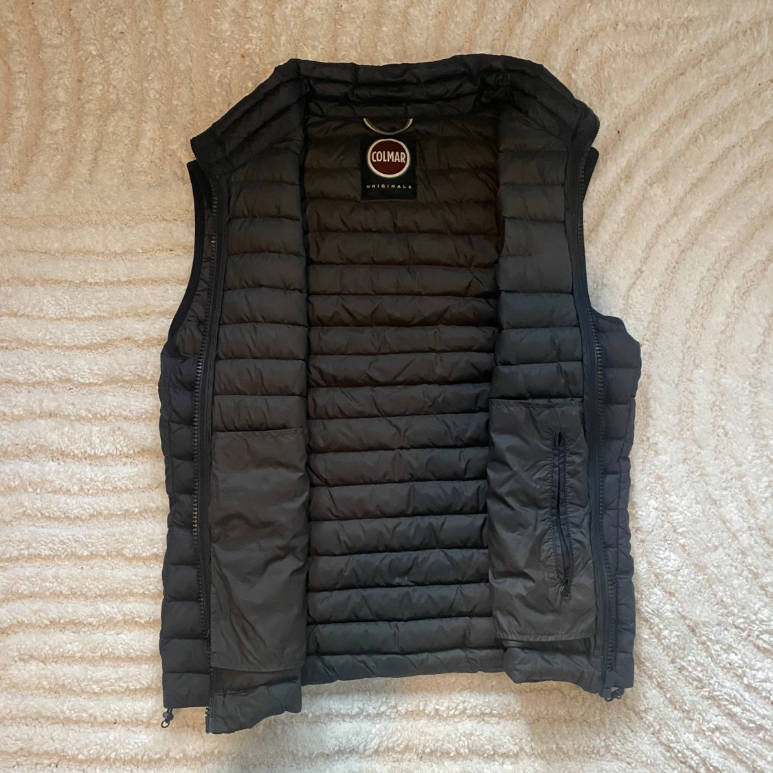 Svart dunväst från Colmar, strl 50 - 2