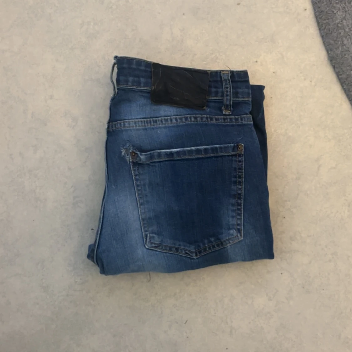 Blå Dsquared2 jeans med dragkedjedetalj