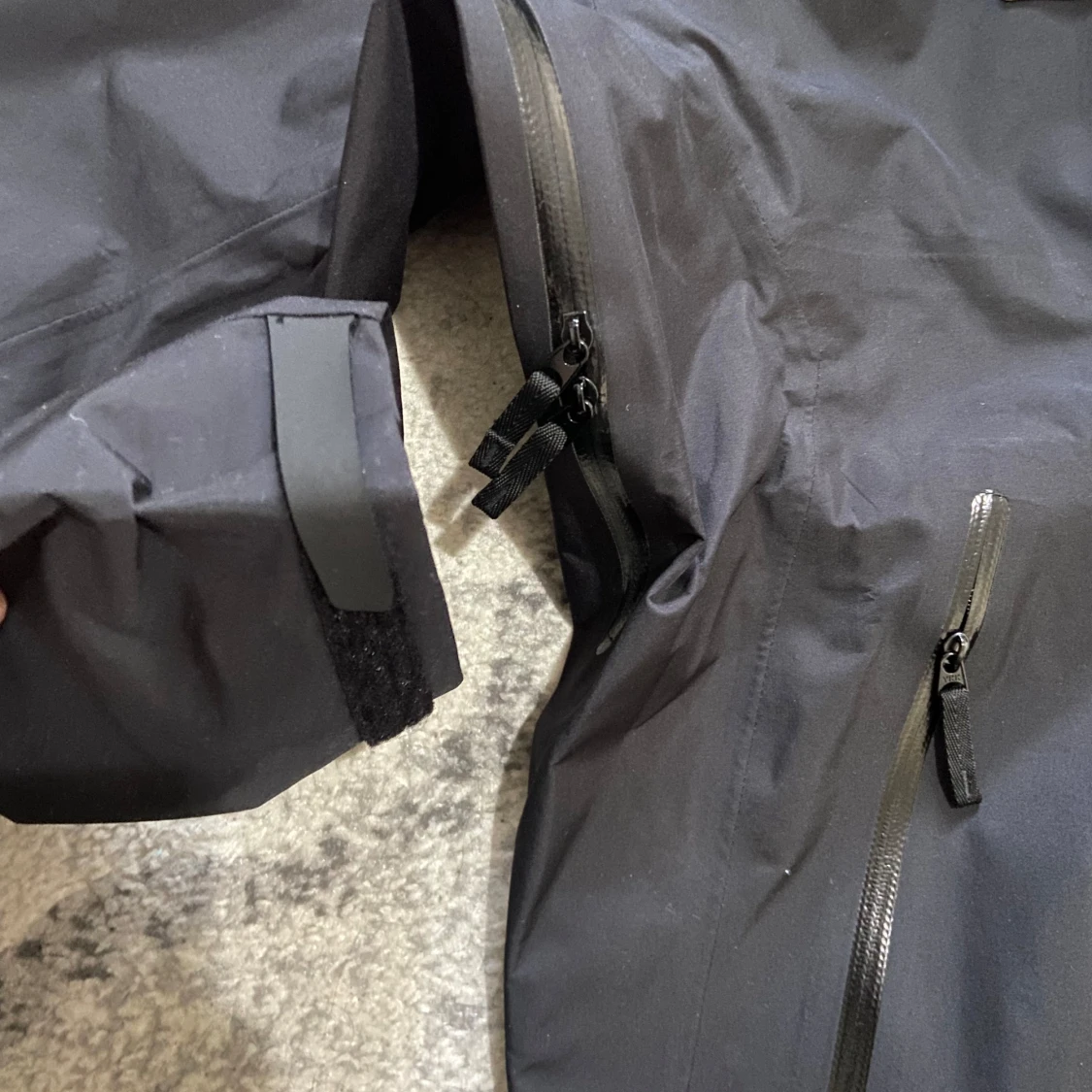  Arc'teryx Beta SL Gore-Tex  M - 3